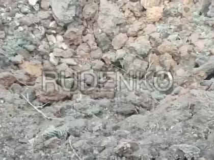 Последствия вечернего обстрела Ленинского района г Донецка