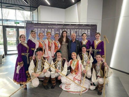 Народный ансамбль греческой песни и танца «Панаир» Донецкого Республиканского ДДЮТ побывал на фестивале греческой культу