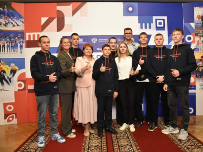 Спортсмены из Енакиево посетили открытие выставки «Спорт объединяет: единство в многообразии» в Государственной Думе