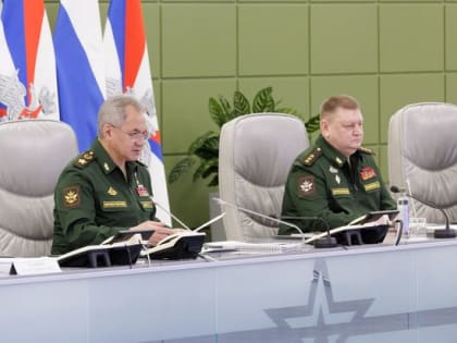 Новый главный тыловик Кузьменков впервые принял участие в совещании в Минобороны