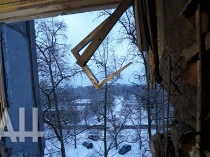 Корреспондент ДАН попал под обстрел в Петровском районе Донецка