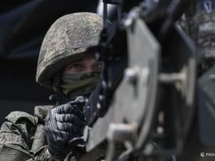 Минобороны: российская ПВО за сутки сбила украинский Ми-8 и 17 дронов