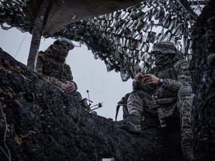 "Нависает над Марьинкой": военный обозреватель о том, каким способом армия РФ может взять Красногоровку