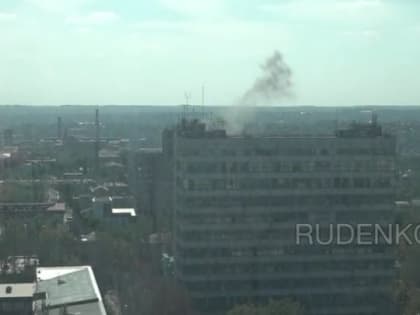 В центре Донецка слышны звуки взрывов
