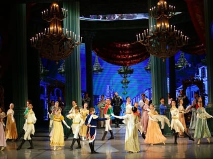 В Симферополе состоялась мировая премьера балета «Война и мир»