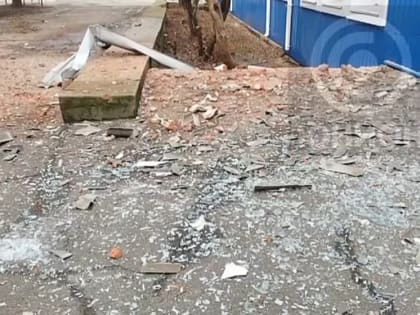 От ночного обстрела ВСУ пострадало здание Донецкого техникума промышленной автоматики имени Захарченко