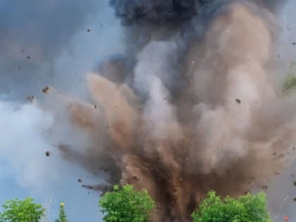 Мужчина подорвался на взрывоопасном предмете на водоеме в Енакиево
