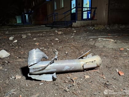 В Донецке здание бассейна получило повреждения при обстреле со стороны ВСУ