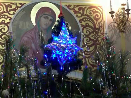 В Донбассе во многих храмах Рождественские богослужения пришлось перенести на утро