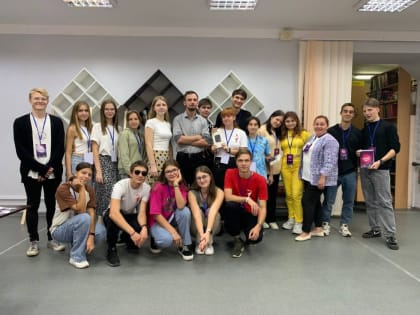 В ДОНЕЦКОЙ БИБЛИОТЕКЕ ДЛЯ МОЛОДЁЖИ ПРОШЁЛ ФЕСТИВАЛЬ «БИБЛИОТЕКА ПЕРВЫХ»