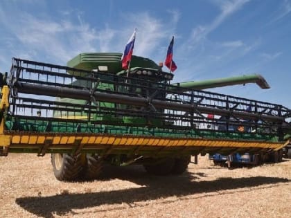 Правительство ДНР заключило соглашение о сотрудничестве с Росагролизингом