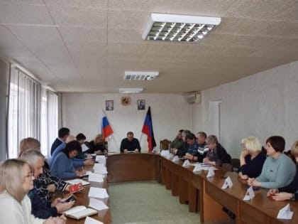 Правоохранители приняли участие в совещании с представителями администрации города Кировское