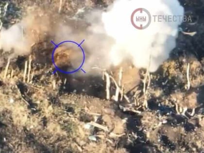 Российские военные уничтожают противника в районе Спорного