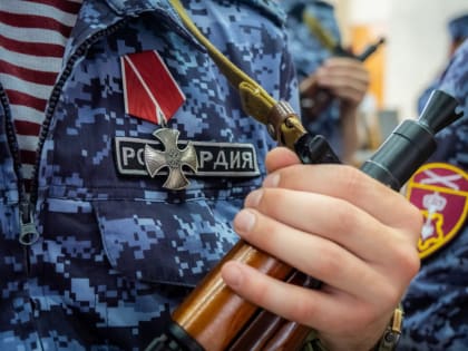 В Енакиево вручили госнаграды росгвардейцам — защитникам ДНР