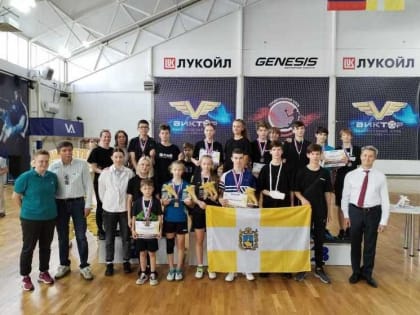Ставропольские бадминтонисты в родных стенах собрали богатый урожай