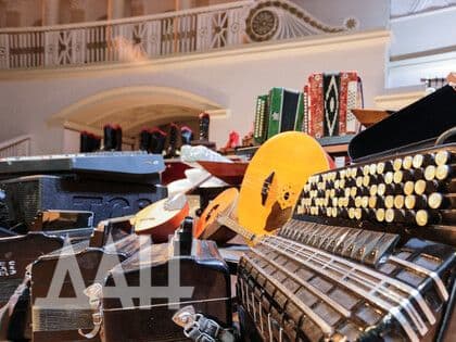 «Новое звучание» единого народа. Как развивают культуру в новых регионах России