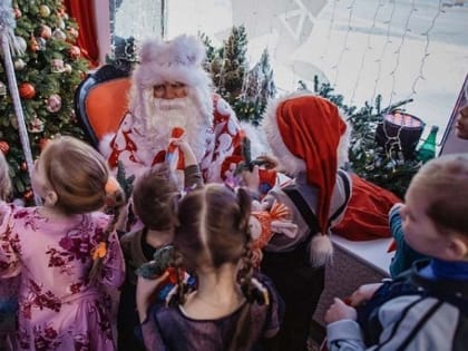 Еще одна группа детей военнослужащих ДНР отправилась в Москву на Кремлевскую елку