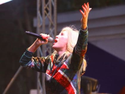 Вика Цыганова выступит перед челябинцами