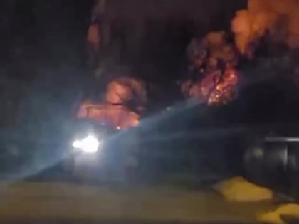 Донецк продолжают долбить: прилёты из РСЗО “Himars”, а затем пожар в Ленинском районе столицы ДНР