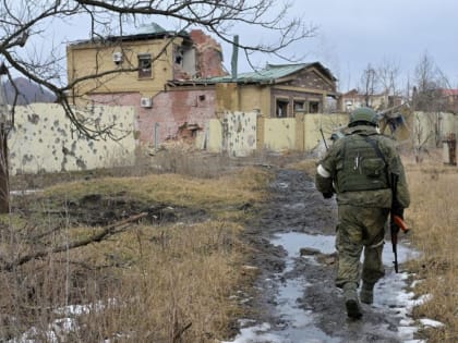 Военный эксперт объяснил, почему для спокойствия Донецка ВС РФ нужно взять Авдеевку и выйти на Часов Яр