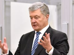 Порошенко заявил, что Украина плохо помогает ВСУ