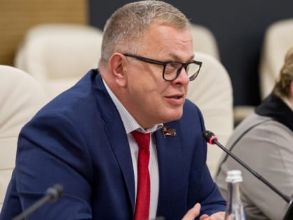 Руководитель фракции КПРФ Александр Наумов: Помощь участникам СВО и их семьям – долг каждого из нас!