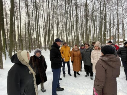 Дмитрий Дениско обсудил земельные вопросы с жителями Люберец