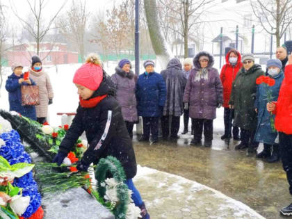 Память погибших героев в Битве под Москвой почтили жители поселка МИС