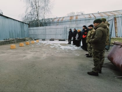 Экскурсия прихожан Покровского храма города Щёлково в спецподразделение ОМОН «Зубр»