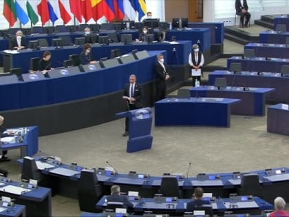 Депутат Европарламента предложил подарить Украине ядерное оружие