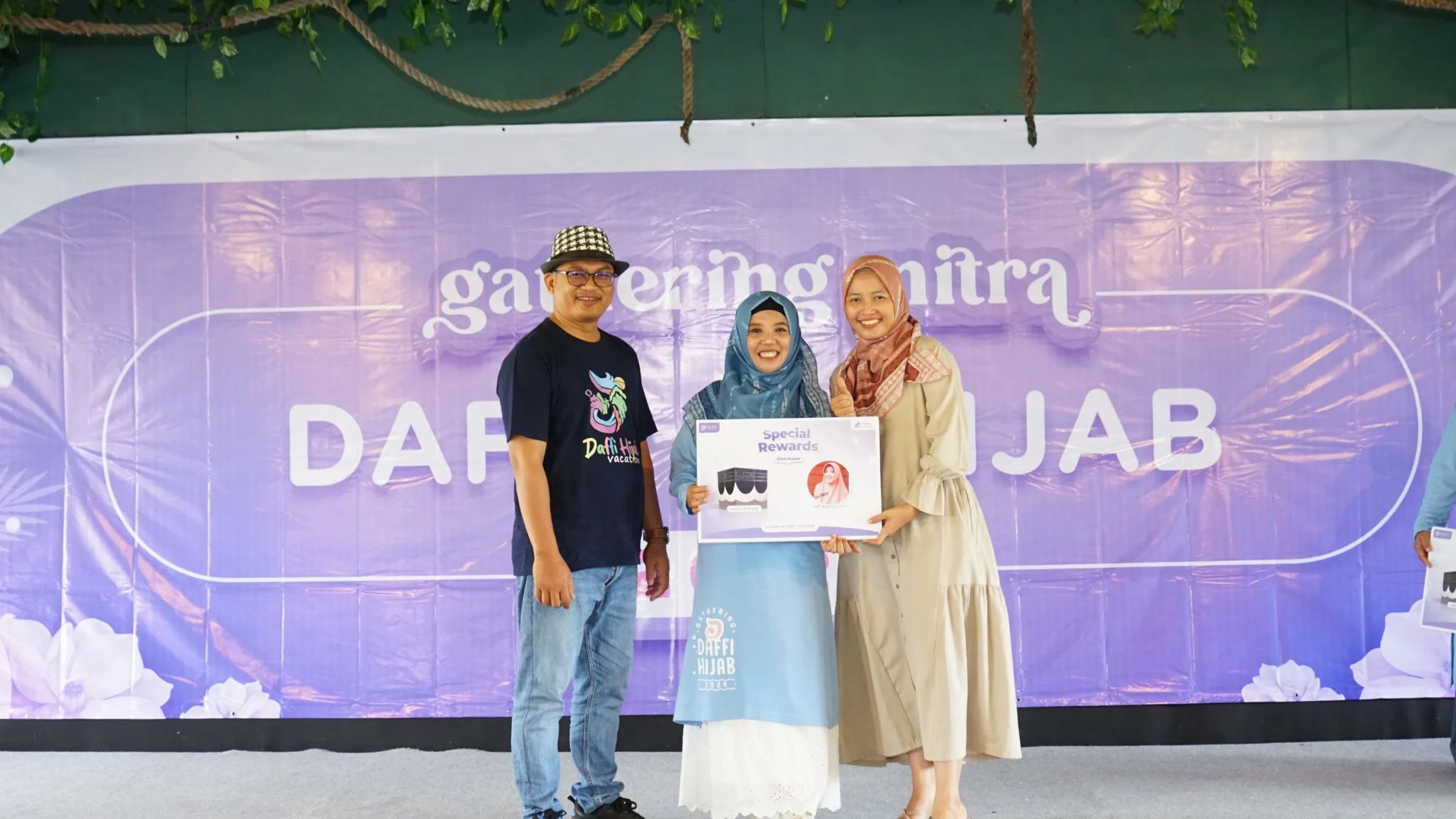 Gathering Mitra 1