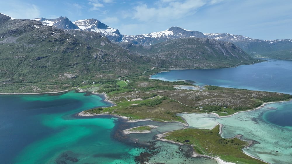 Strandstindvegen 24, 26,74 og 78