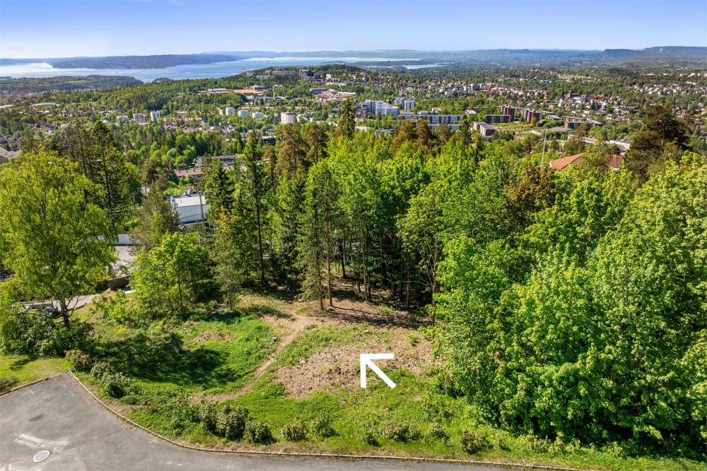 Lillevannsveien 2C - TOMT