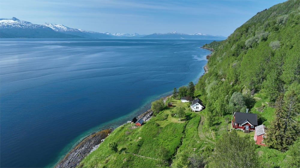 Veggenveien 1033 og 1017