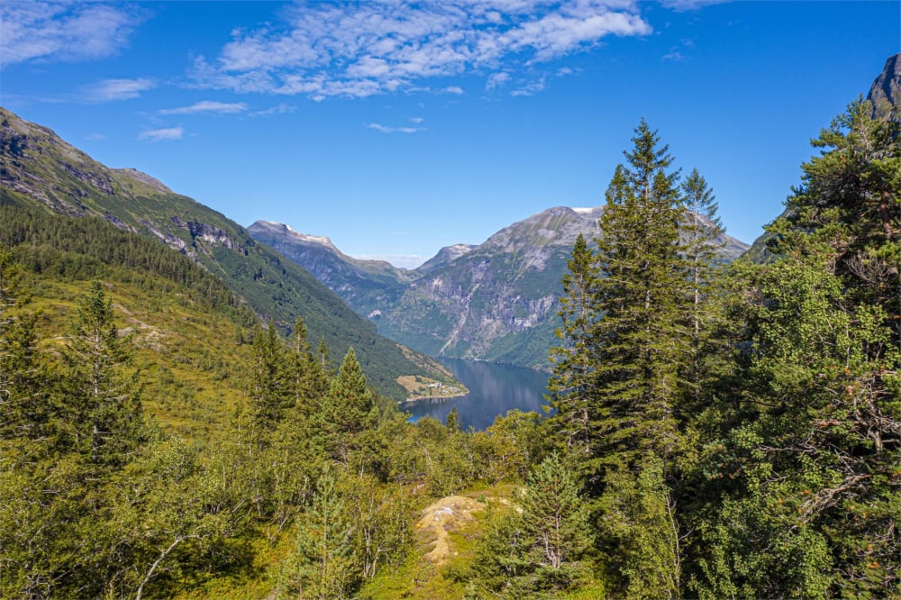 Gnr. 120, bnr. 15 - Flydal i Stranda kommune,