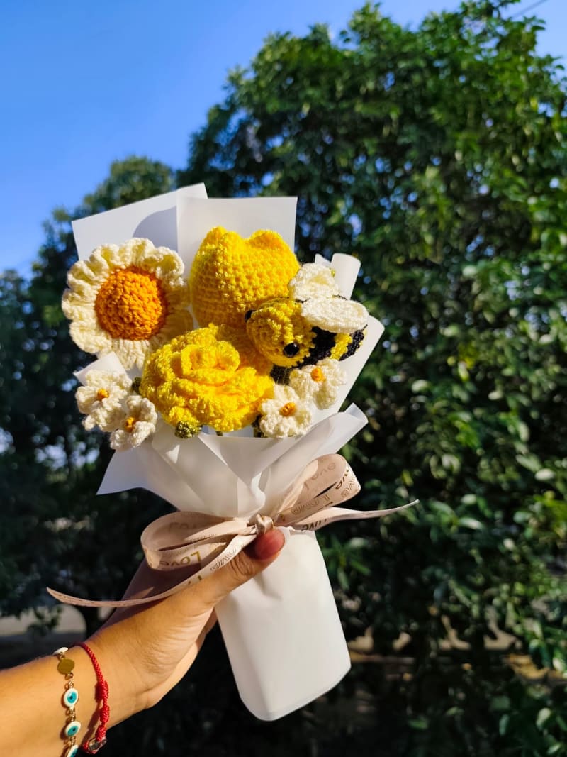 Flores amarillas - Ramo tejido a crochet, la mejor alternativa a regalar flores naturales que se marchitan