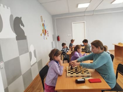 В с.Большой Куганак работает кружковое объединение «Шахматы»