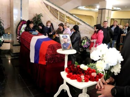 Октябрьский район не забудет своего бойца!