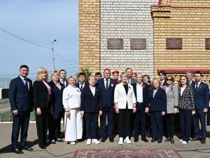 Увековечили имя Героя