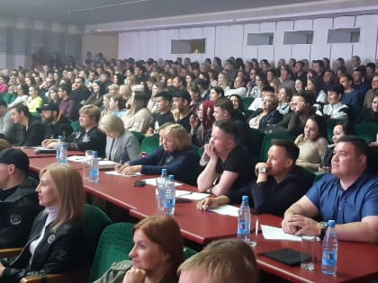 Ирек Зарипов принял участие в Кубке Главы города Стерлитамака по КВН в качестве члена жюри