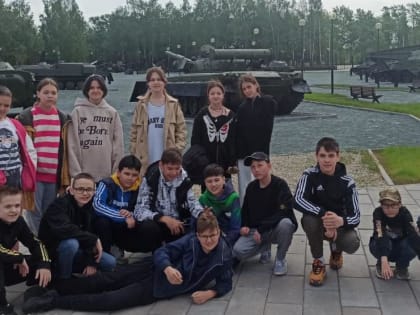 Кировские школьники в парке «Патриот»
