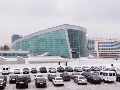 В Уфе завтра закроют парковку возле Конгресс-холла