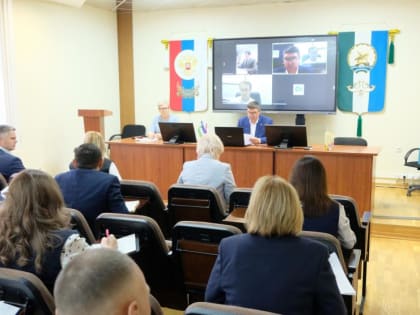 Сегодня глава Администрации Кировского района Уфы Илвир Нурдавлятов провел еженедельное оперативное совещание.