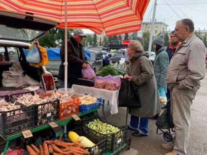 За свежими продуктами - на ярмарку