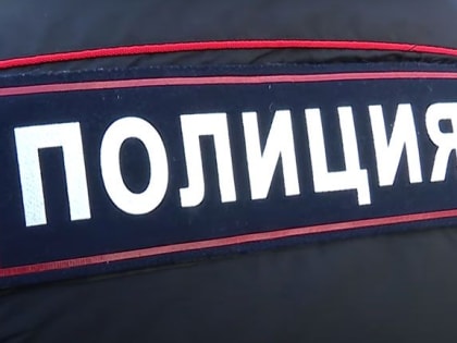 В Уфе задержали агрессивного мужчину, который пытался проникнуть в школу
