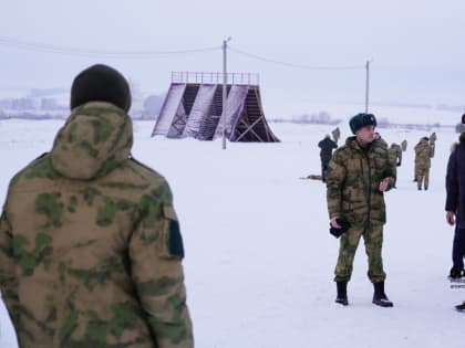 Глава Башкирии Радий Хабиров посетил военно-патриотический парк «Патриот»