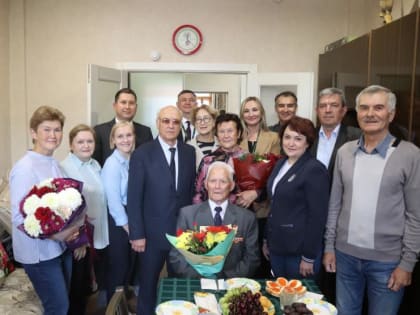 Почетному нефтехимику СССР – 90 лет