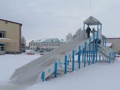 В этом году зимние горки для катания строятся в Башкирии по новым стандартам аттракционов