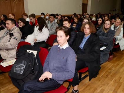 Центр образования №159 превратился в машину времени