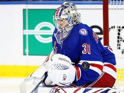 Российский вратарь вновь "вытащил" команду из Нью-Йорка